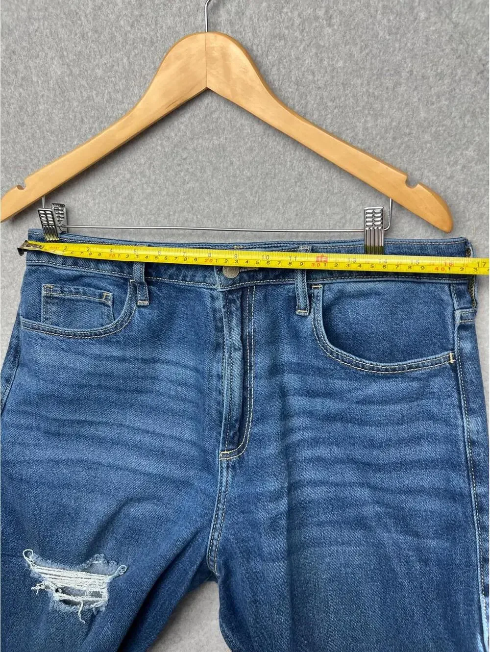 Hollister curvy ultra